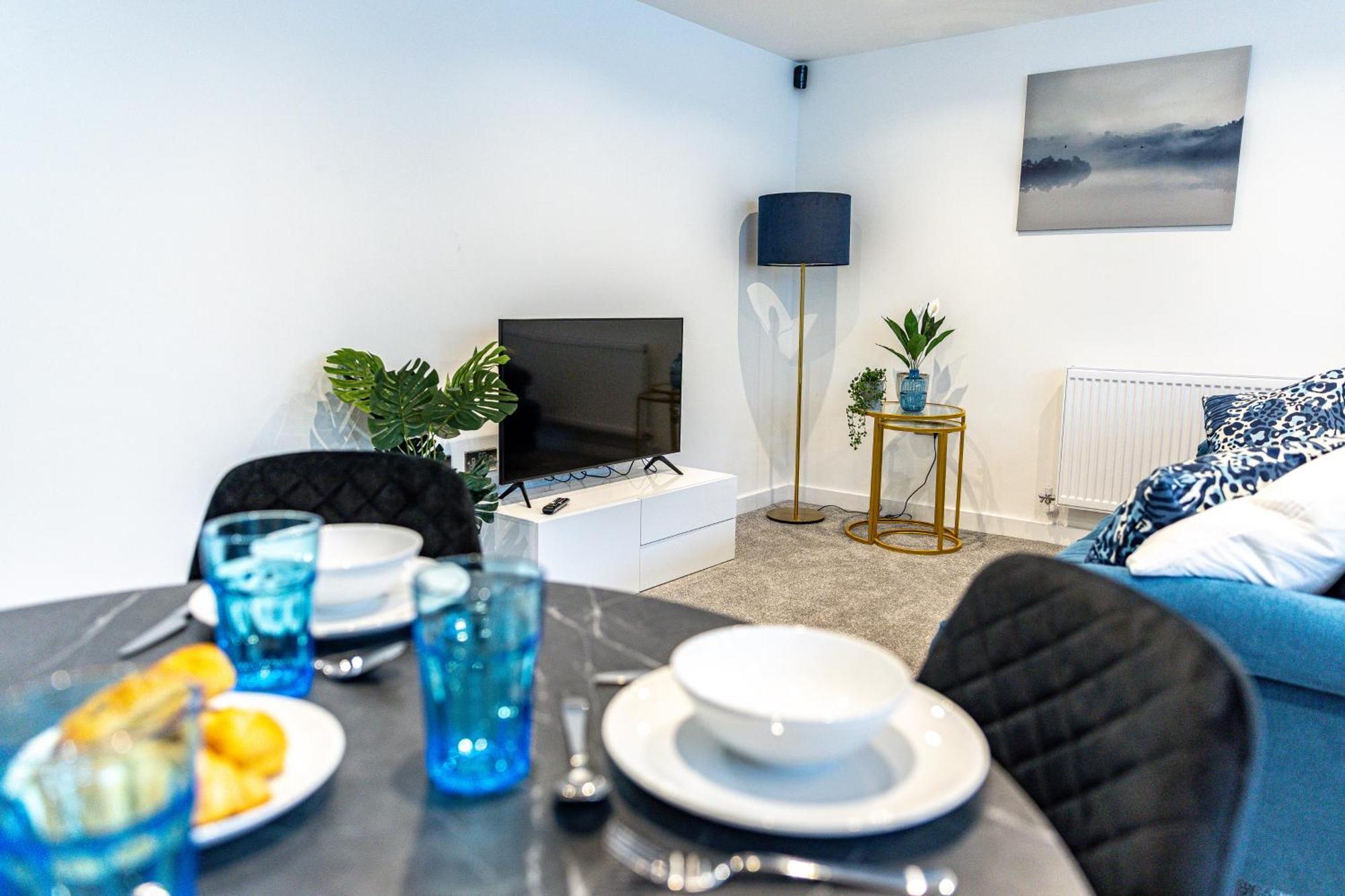 Stylish & Contemporary 2-Bed Townhouse - Parking - Wi-Fi - Netflix Apartment Worksop Room photo